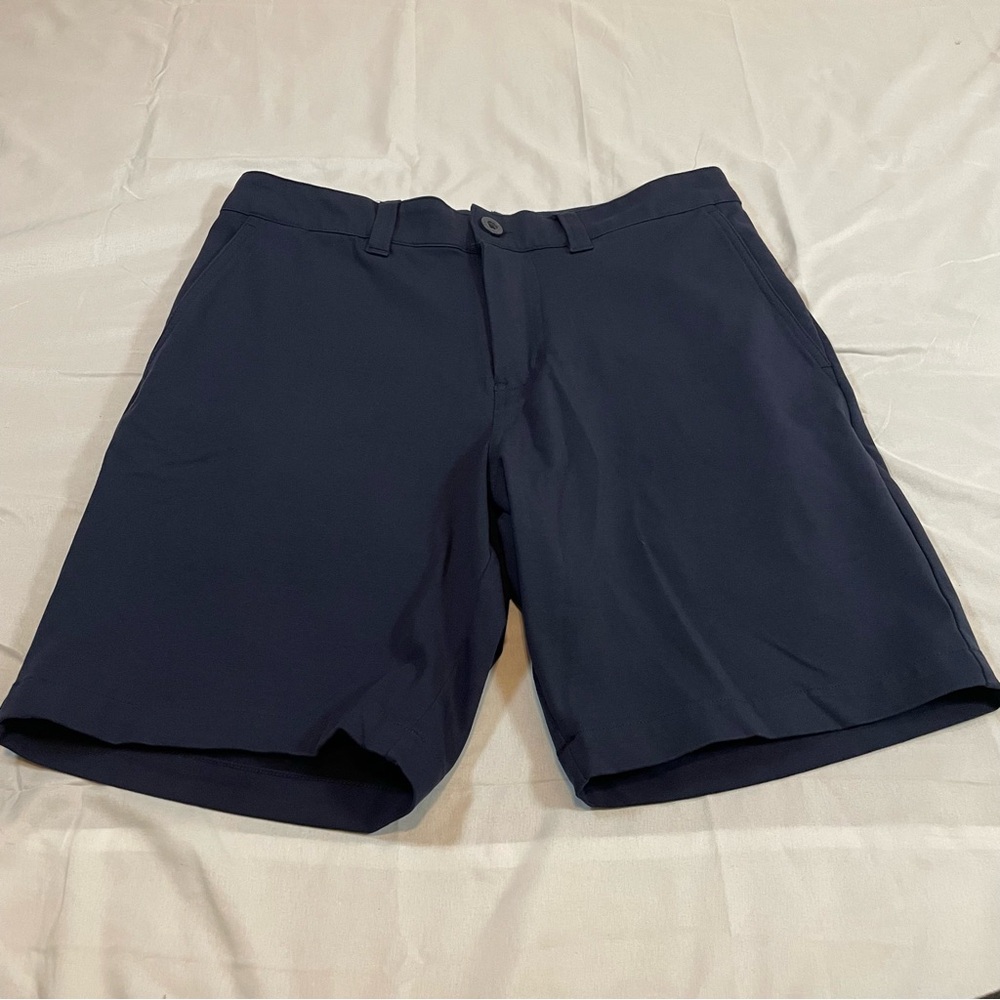 TravisMathew Mens Navy Blue Golf Shorts Size 30 Performance Stretch Cotton Blend